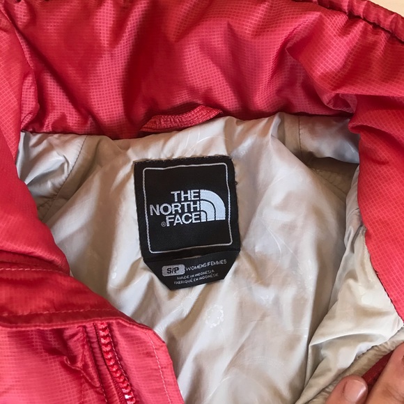 The North Face 🏔 pink jacket - Picture 3 of 6